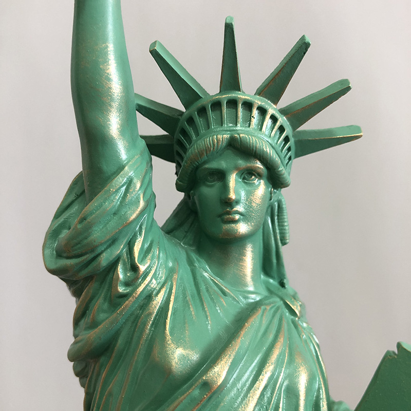 Модель статуи Свободы: настоль – обзор и цена Travel Accessories New York