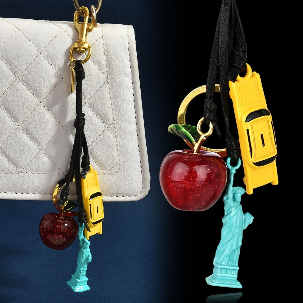 Брелок с тематикой Нью-Йорка:  – обзор и цена Travel Accessories New York